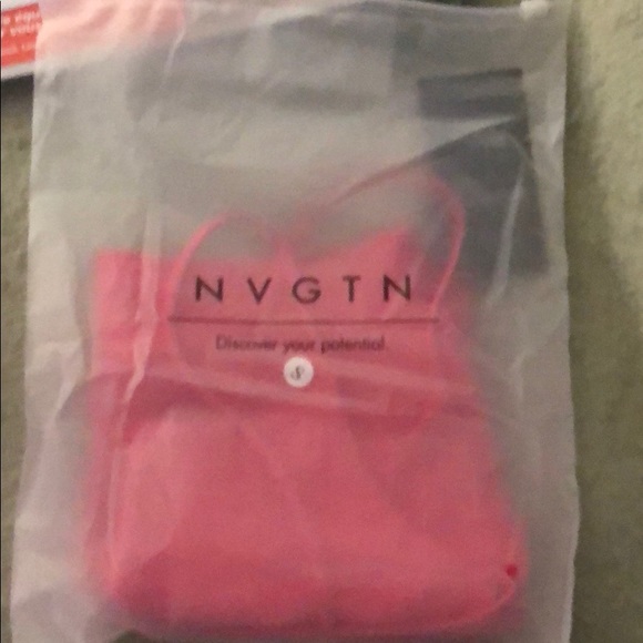 Hot pink night out crop in pink - Picture 2 of 2